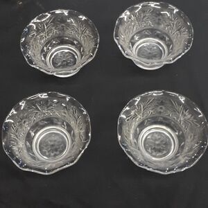 4 pc. Anchor Hocking vintage MCM sandwich ruffled custard/dessert cups